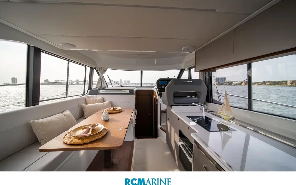 slider 15 Beneteau Antares 12