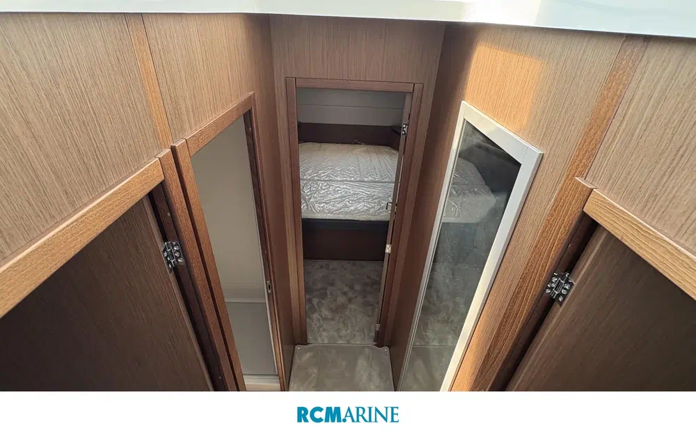 slider 23 Beneteau Antares 12