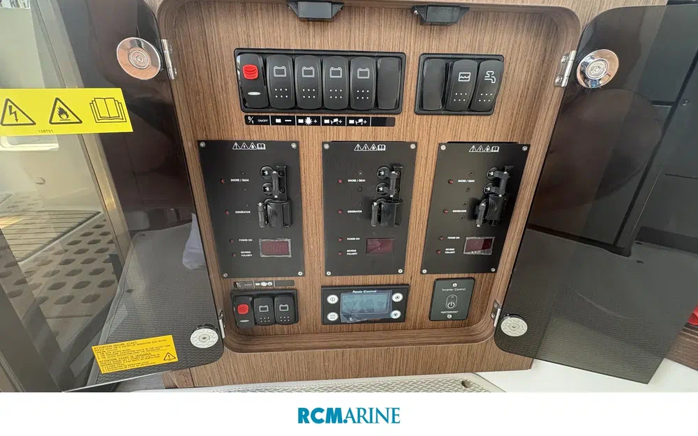slider 29 Beneteau Antares 12