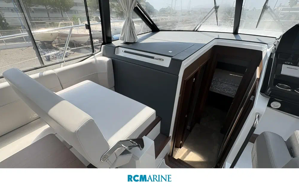 slider 30 Beneteau Antares 12