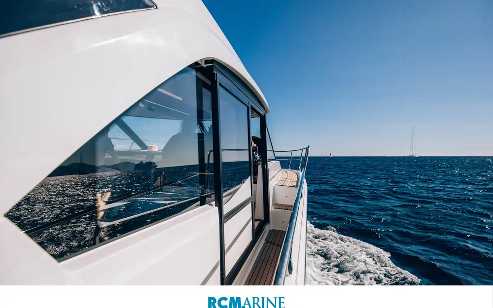 slider 6 Beneteau Antares 12