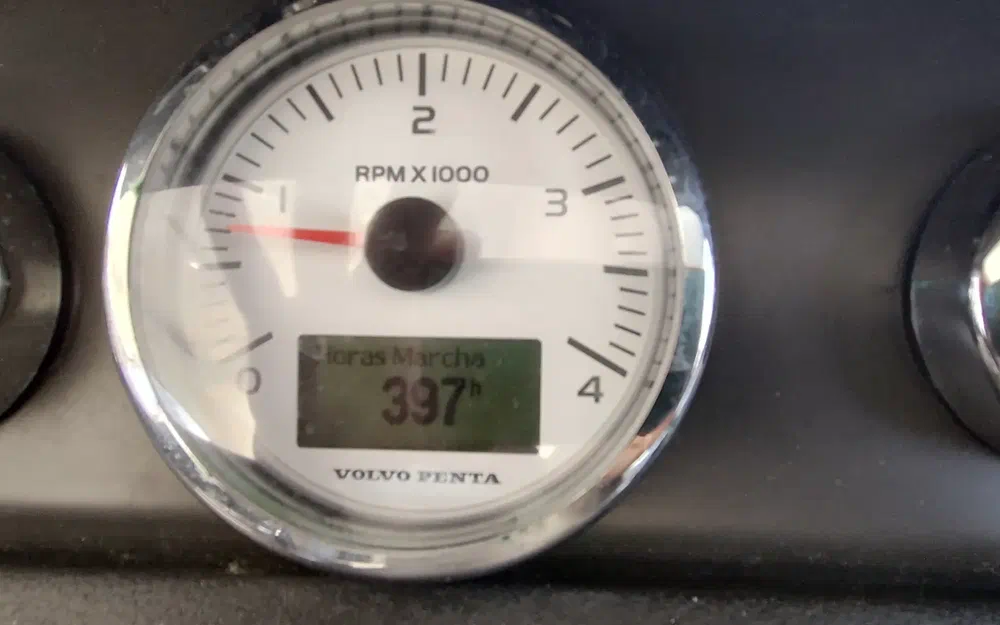 slider 19 Jeanneau Leader 36 Sportop