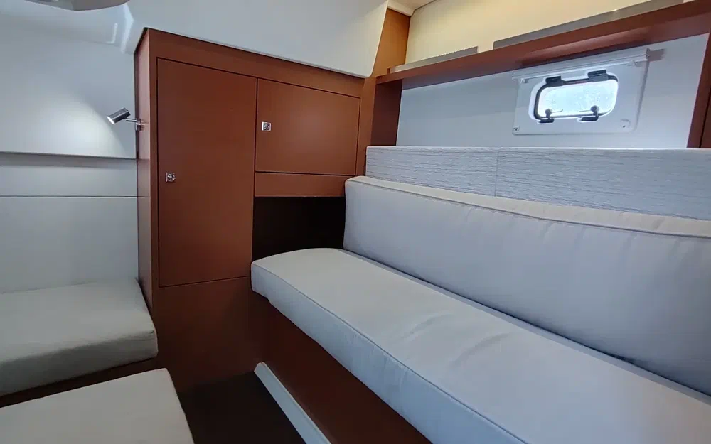 slider 31 Jeanneau Leader 36 Sportop