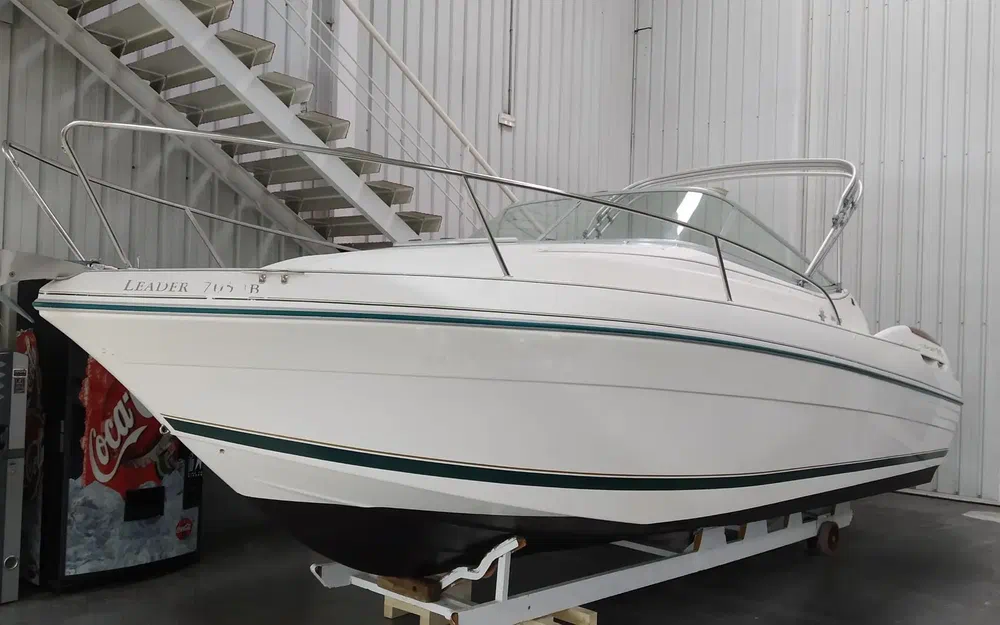 slider 1 Jeanneau Leader 705