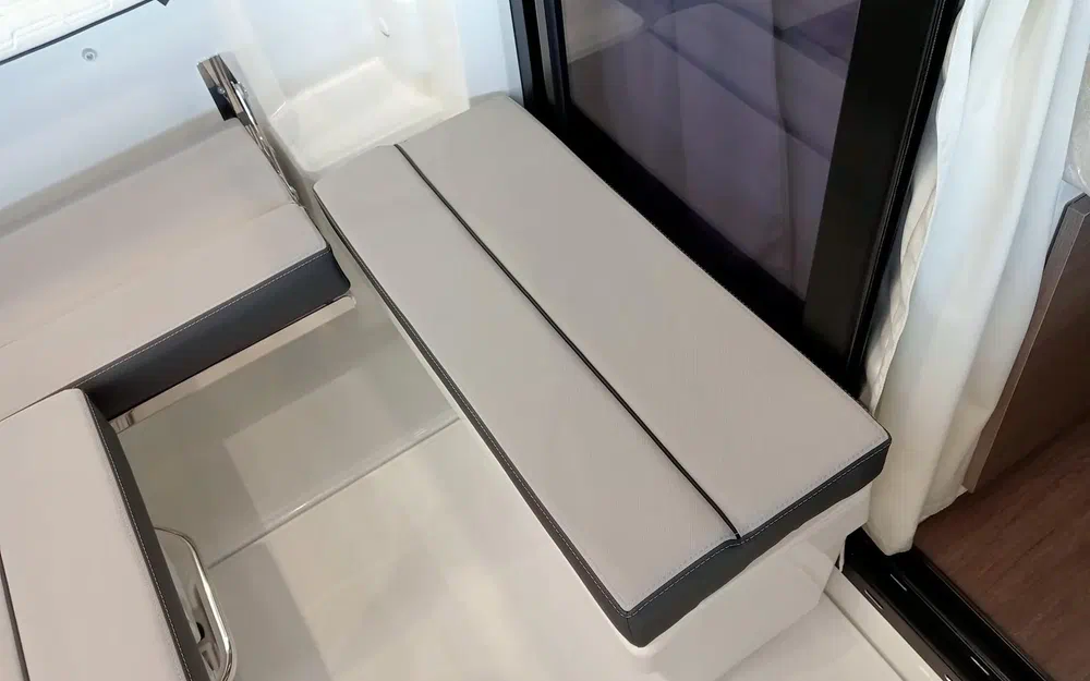 slider 7 Jeanneau Merry Fisher 895 Serie 2