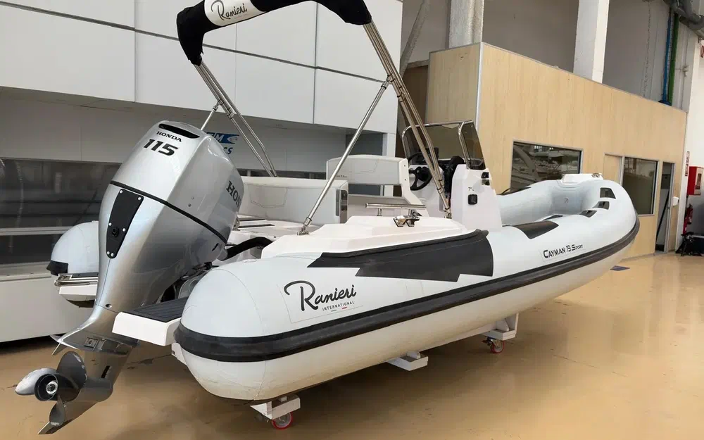 slider 0 Ranieri Cayman 19 Sport