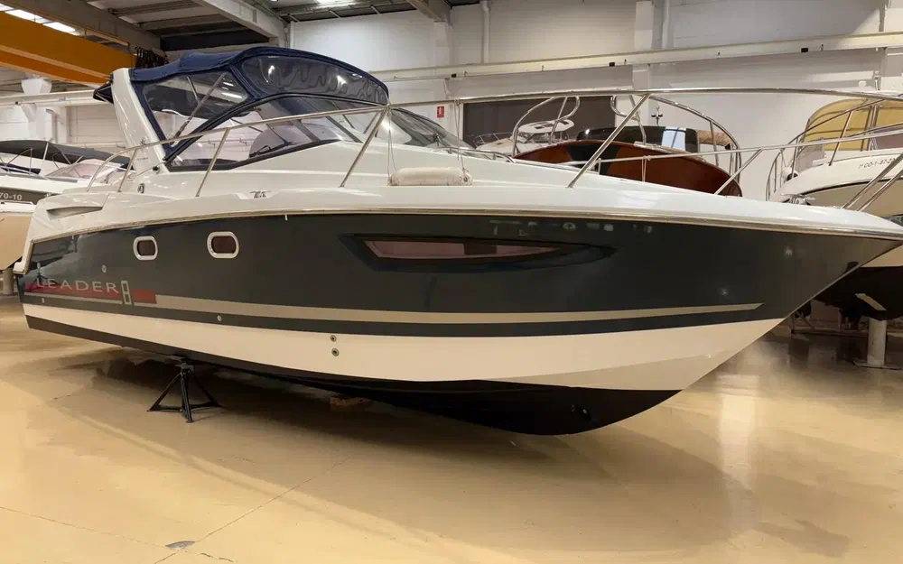slider 2 Jeanneau Leader 8