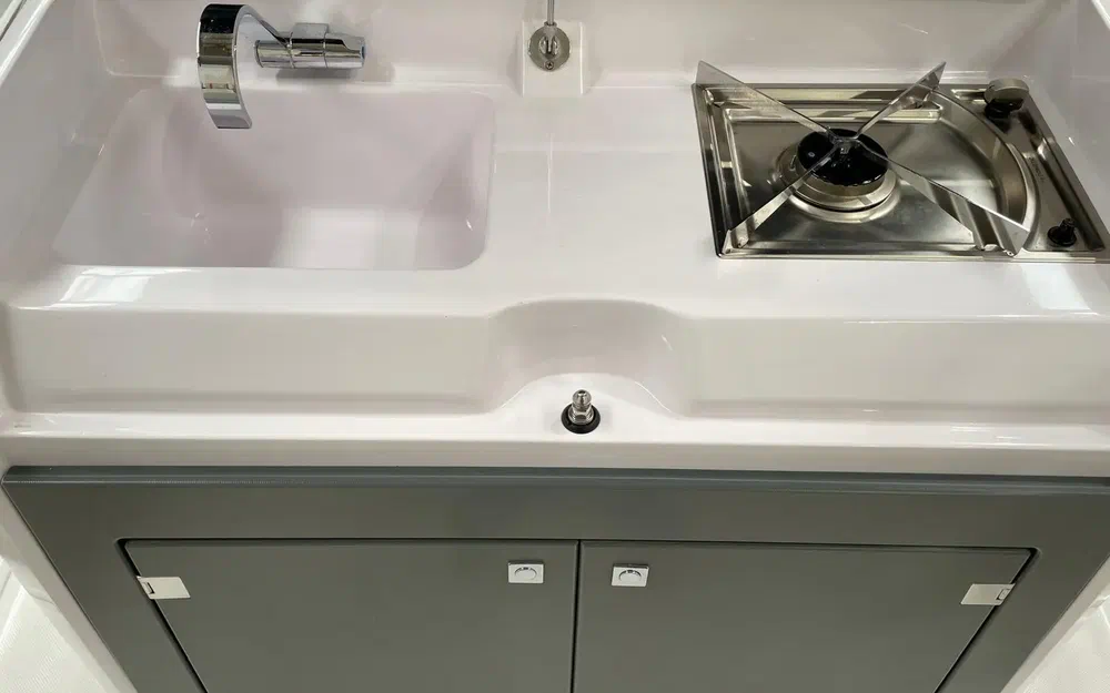 slider 20 Ranieri Cayman 31 Sport Touring