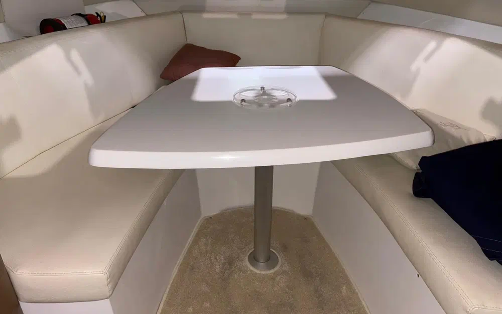 slider 11 Jeanneau Leader 8