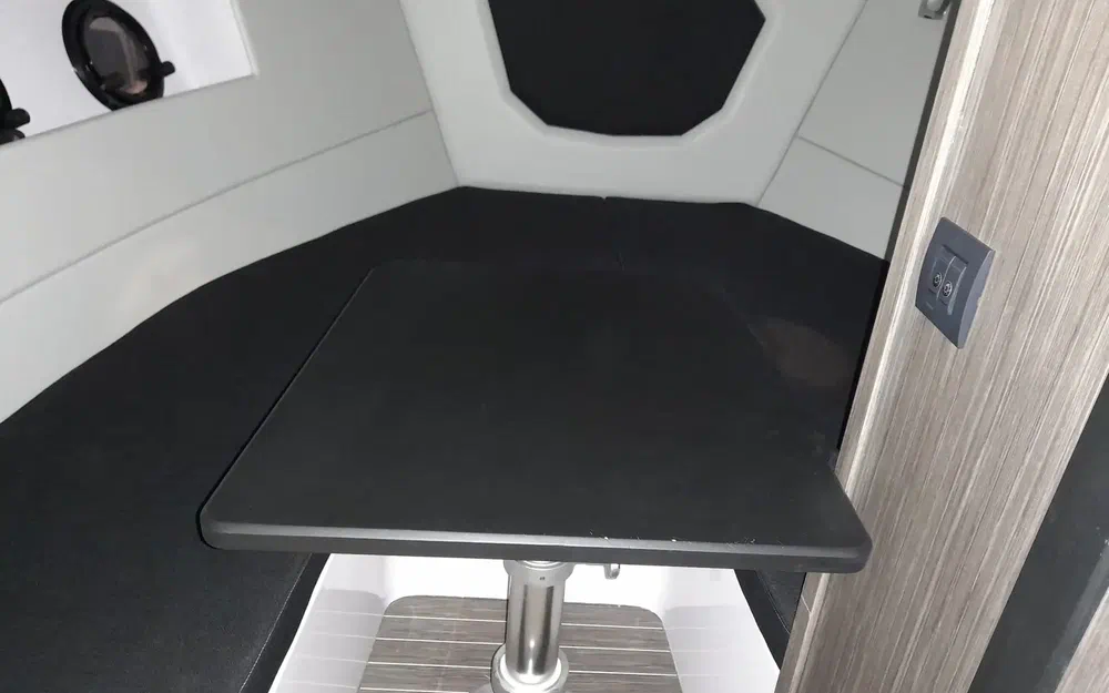 slider 19 Ranieri Next 330 Lx