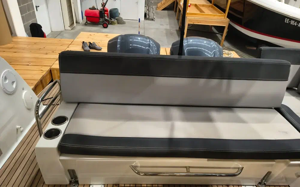 slider 29 Jeanneau Merry Fisher 1095