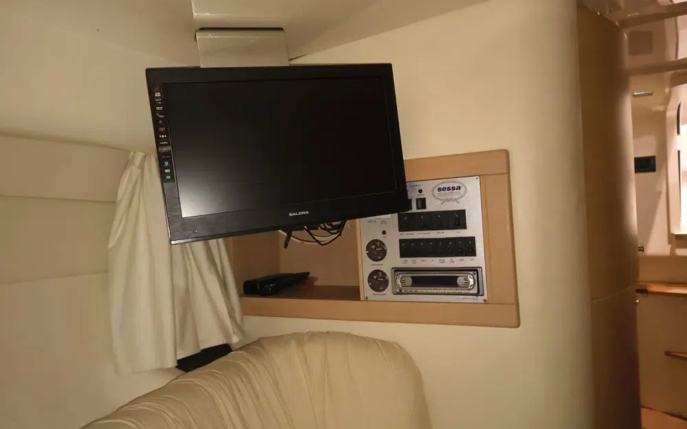 slider 3 Sessa Marine C30