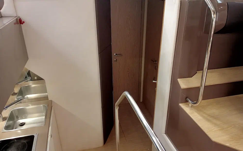 slider 6 Sessa Marine C42