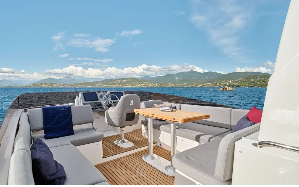 slider 12 Beneteau Swift Trawler 48