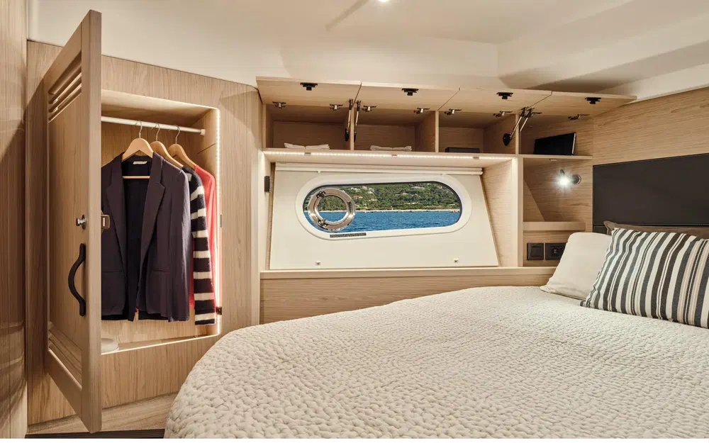 slider 24 Beneteau Swift Trawler 48