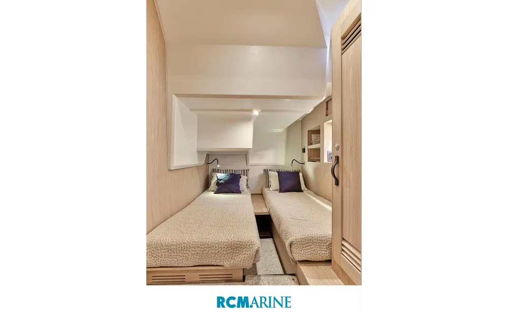 slider 27 Beneteau Swift Trawler 48