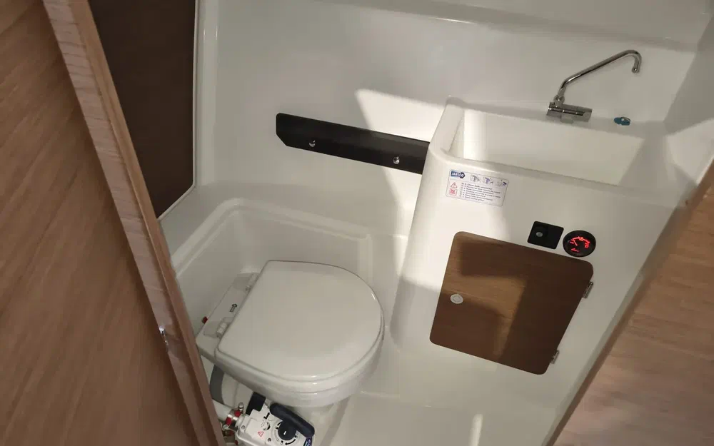 slider 6 Jeanneau Merry Fisher 795 Serie 2