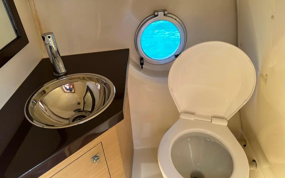 slider 9 Sessa Marine S26