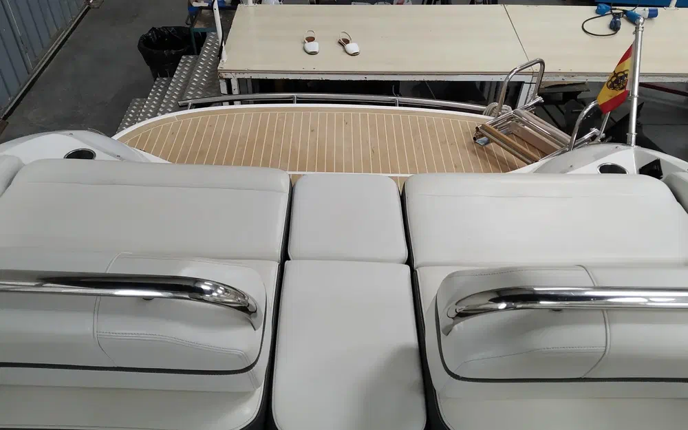 slider 28 Regal 2800