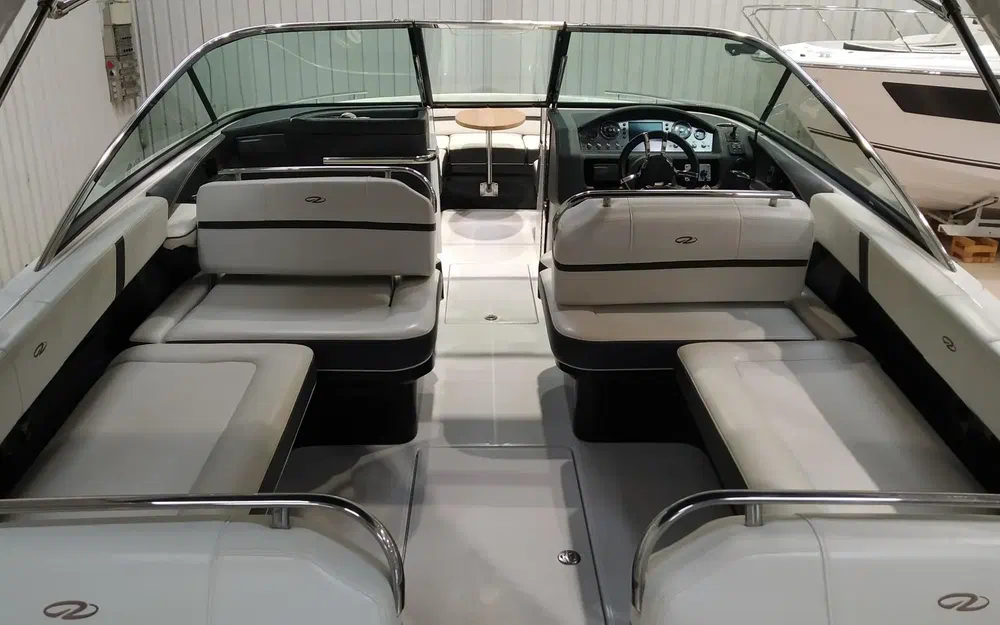 slider 30 Regal 2800