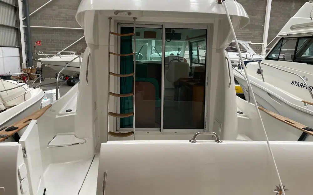 slider 1 Jeanneau Merry Fisher 925 Fly