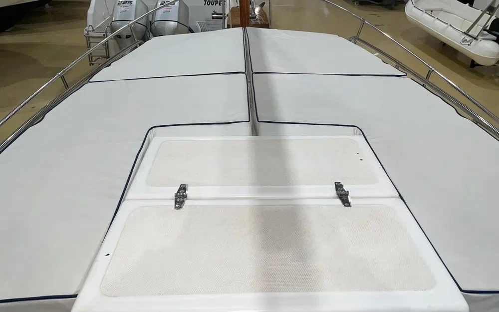 slider 17 Tiburon 37 Cabinado