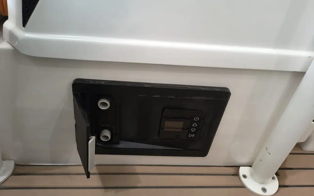 slider 10 Tiger Marine 740 Proline