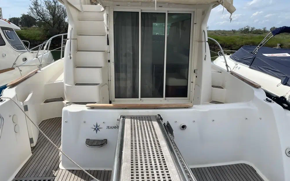 slider 4 Jeanneau Prestige 36