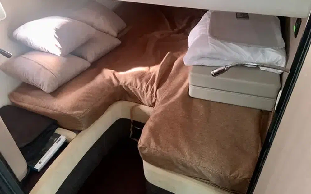 slider 16 Windy Camira 39