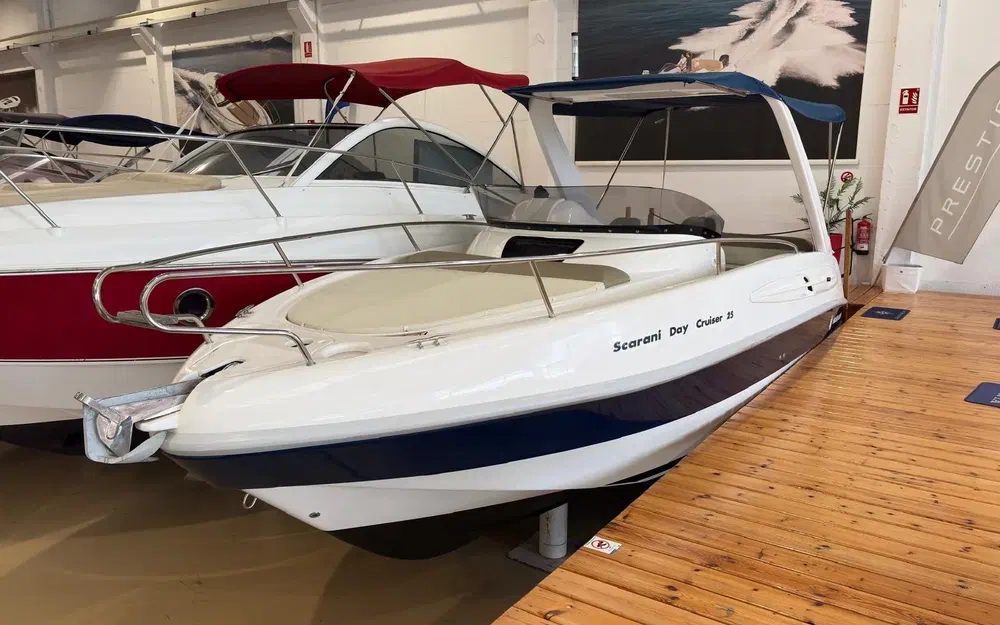 slider 1 Scarani 25 Day Cruiser