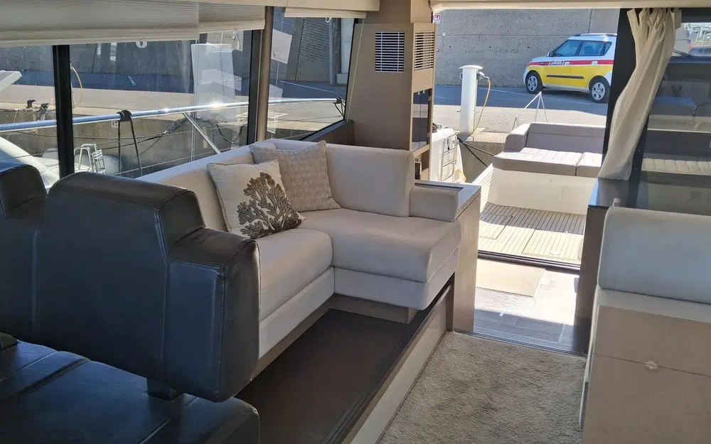 slider 56 Prestige Yachts 520 Fly