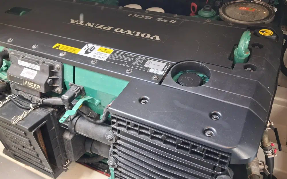 slider 91 Prestige Yachts 520 Fly