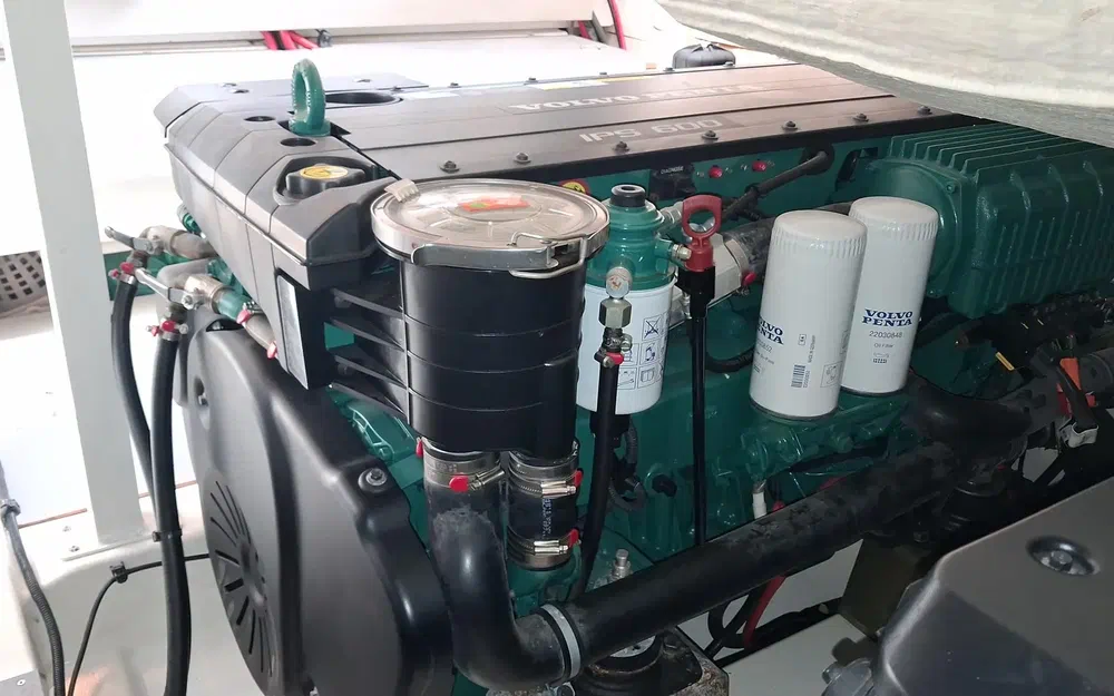 slider 97 Prestige Yachts 520 Fly