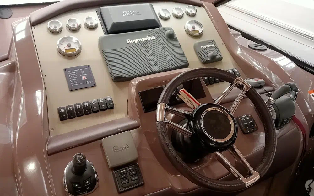 slider 13 Sessa Marine C42