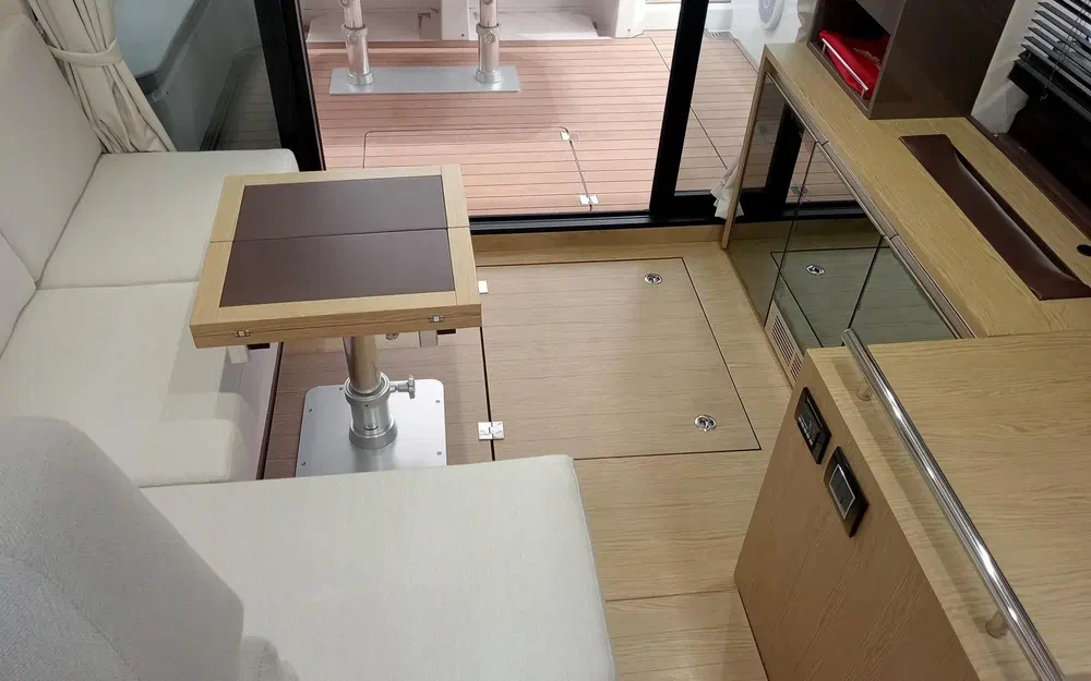 slider 5 Sessa Marine C42