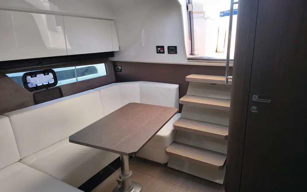 slider 13 Sessa Marine C44