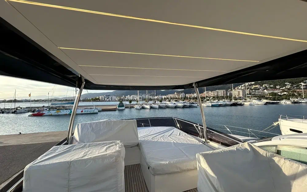 slider 41 Prestige Yachts 590 Fly