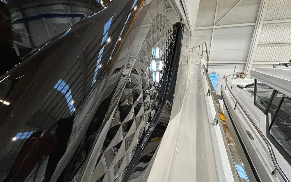 slider 10 Prestige Yachts F4.9