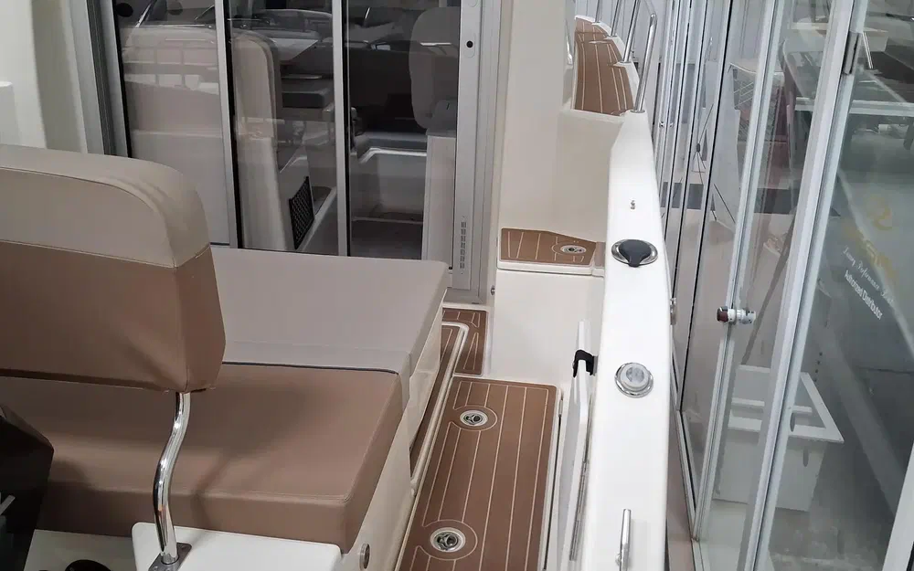 slider 11 Quicksilver 675 Weekend