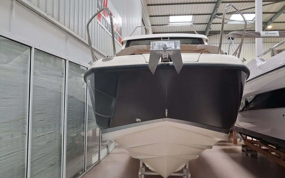 slider 4 Quicksilver 675 Weekend