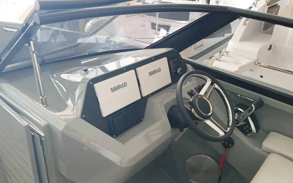 slider 14 Rand Boats Supreme 27