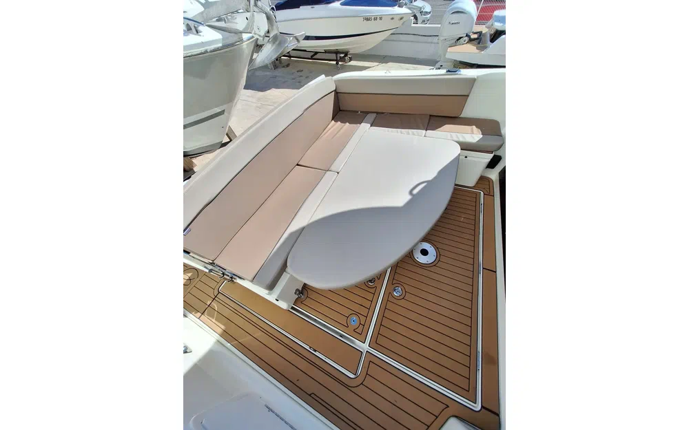 slider 19 Quicksilver Activ 905 Weekend