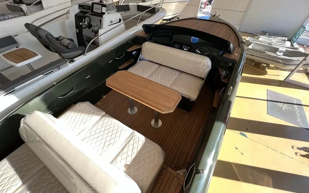 slider 3 Rand Boats Spirit 25