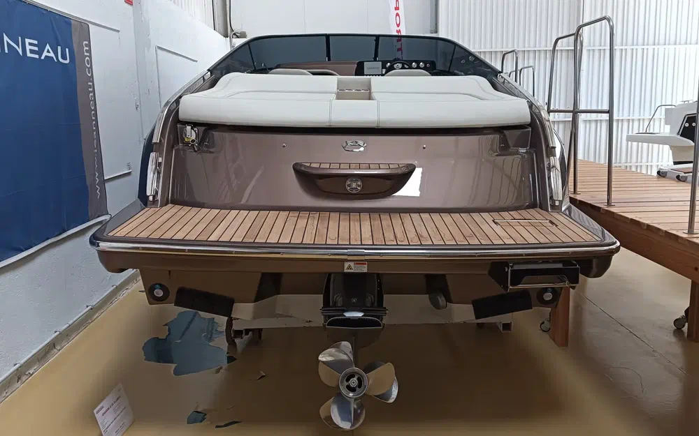 slider 2 Cranchi E 26 Classic