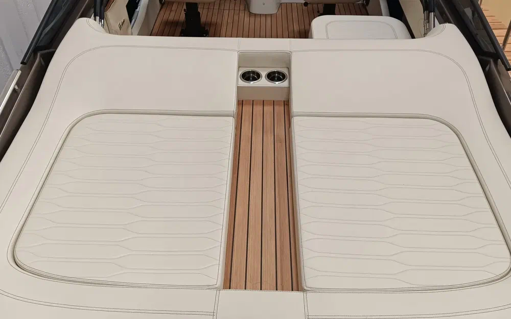 slider 5 Cranchi E 26 Classic