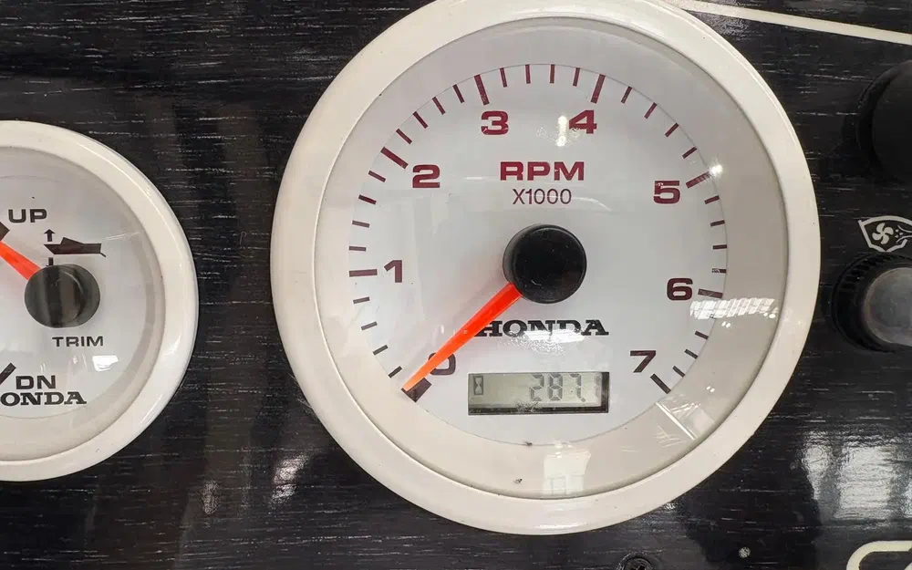 slider 10 Ranieri Cayman 19 Sport