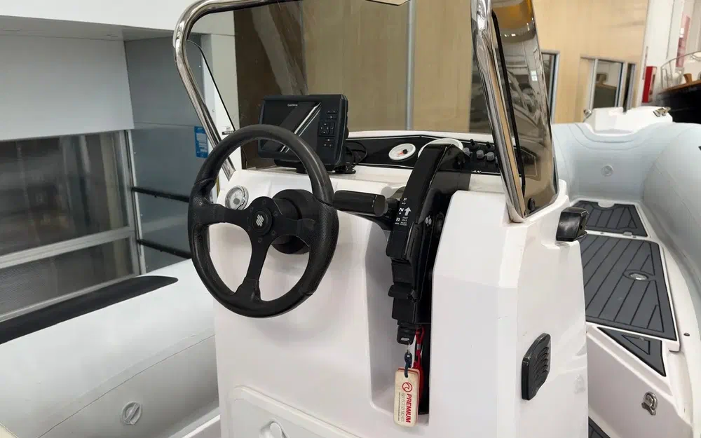 slider 6 Ranieri Cayman 19 Sport