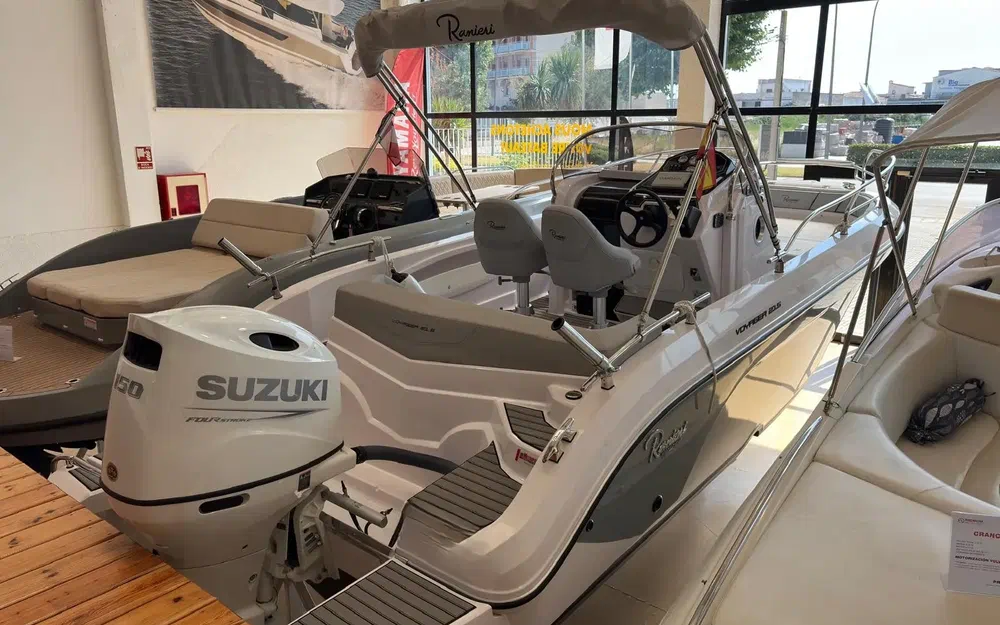 slider 0 Ranieri Voyager 21 S