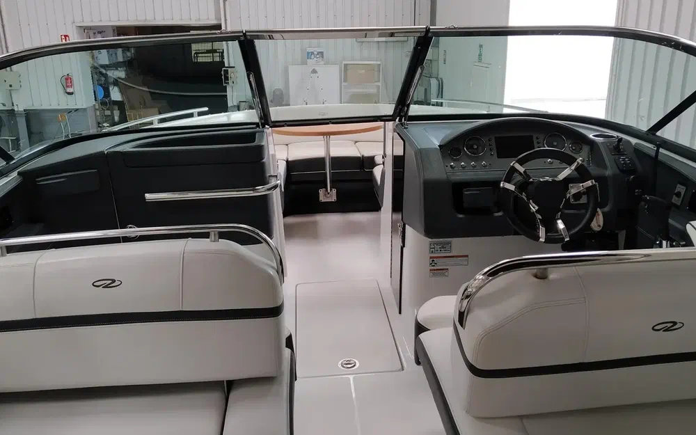 slider 26 Regal 2800