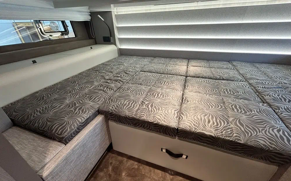 slider 59 Cranchi A46 Luxury Tender